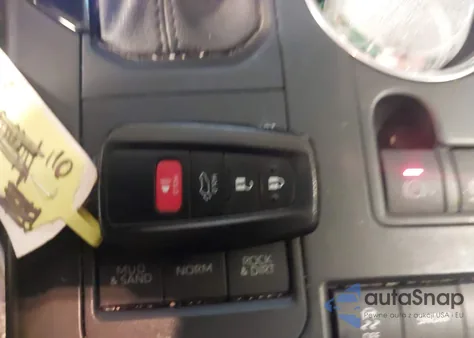 2021 Toyota Highlander Xle z USA, uszkodzony, nr VIN 5TDGZRBH6MS102272